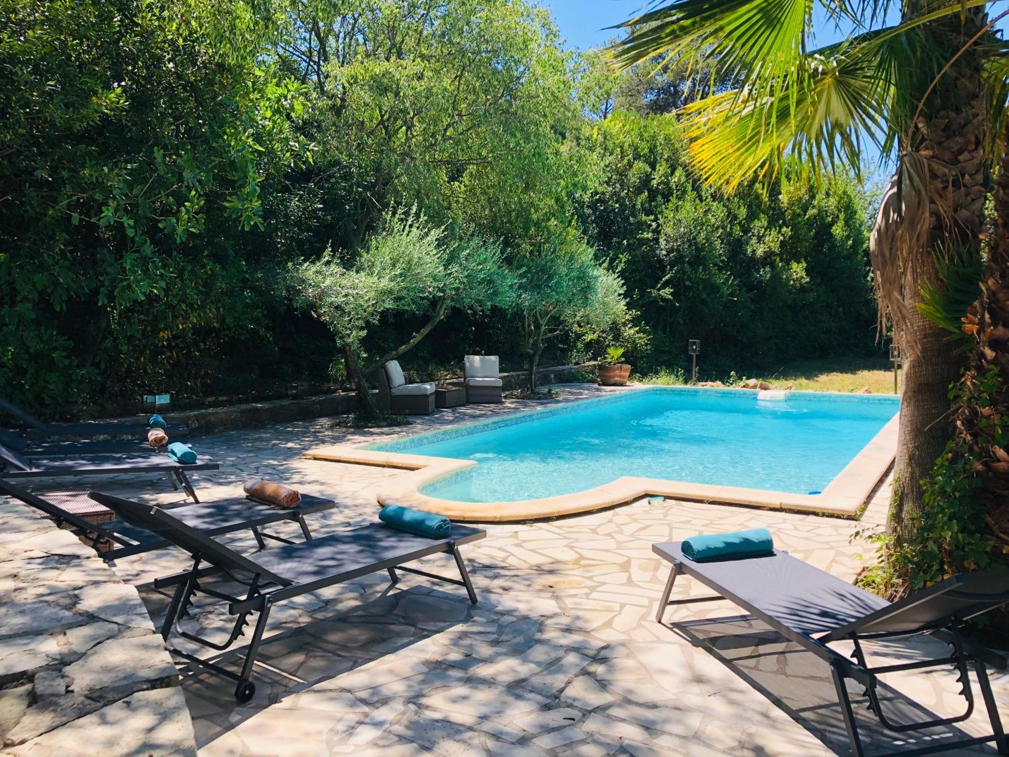Hébergement de vacances Magnifique Typique Du Sud Avec Piscine Privee Et Jardin Mediterraneen *